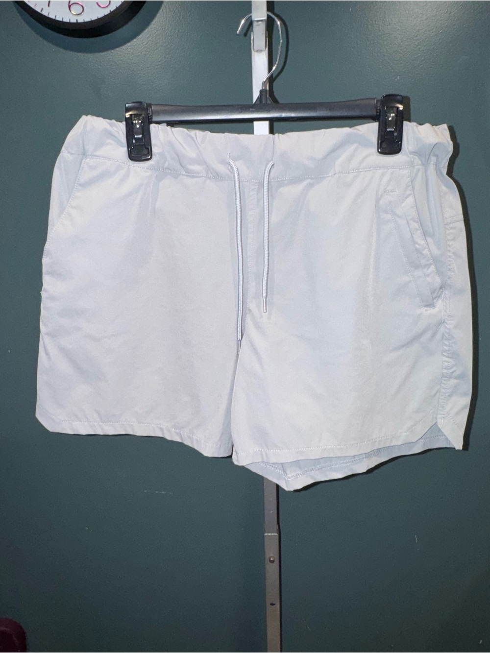 Realtree Women's Gray Elastic Waist Athletic Shorts
